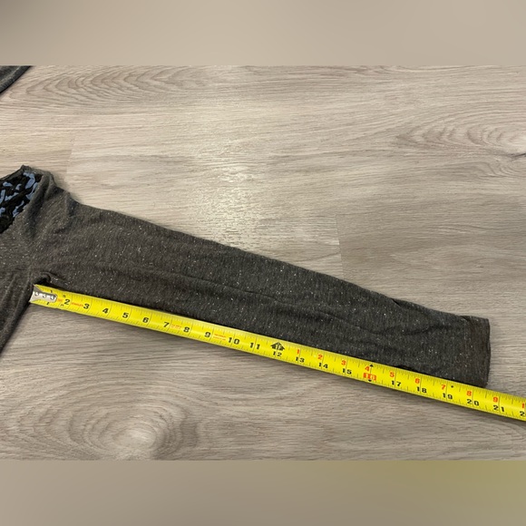 Unique FREE PEOPLE Grey Heathered Dress with Crochet Neckline & asymmetrical hem - Picture 14 of 14